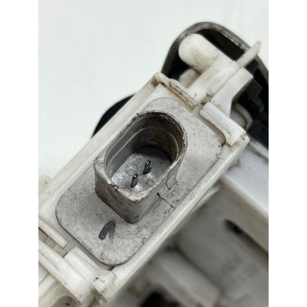 Fechadura Elet. Tras. Dir. Volkswagen  Voyage 2009 A 2016