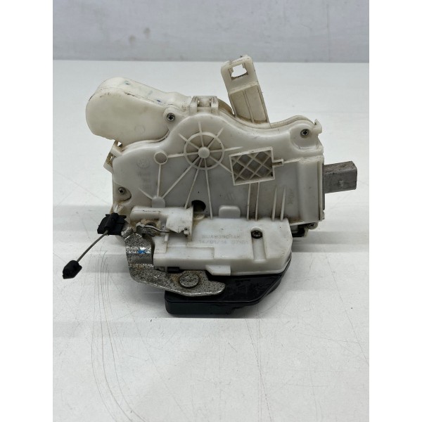 Fechadura Elet. Tras. Dir. Volkswagen  Voyage 2009 A 2016