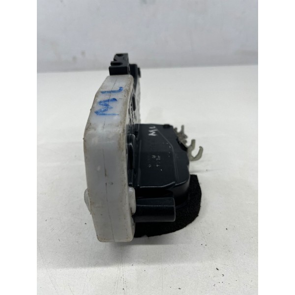 Fechadura Trava Diant. Direita Nissan  March 2011 A 2020