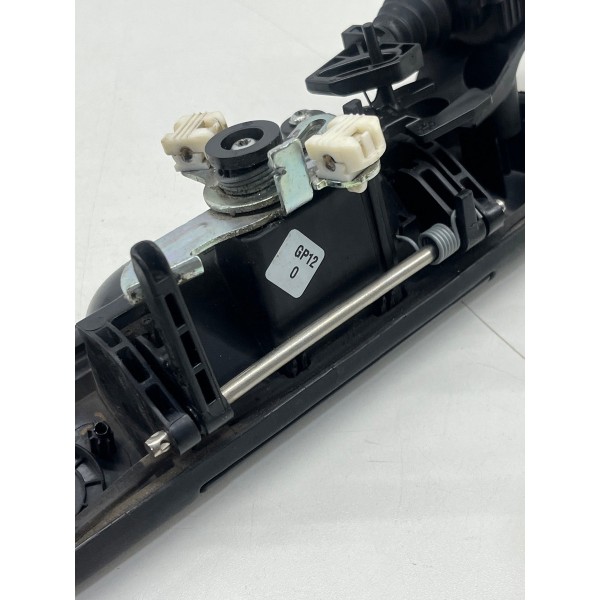 Maçaneta Tam. Tras. C/trava S/furo Fiat Strada 2021 A 2025