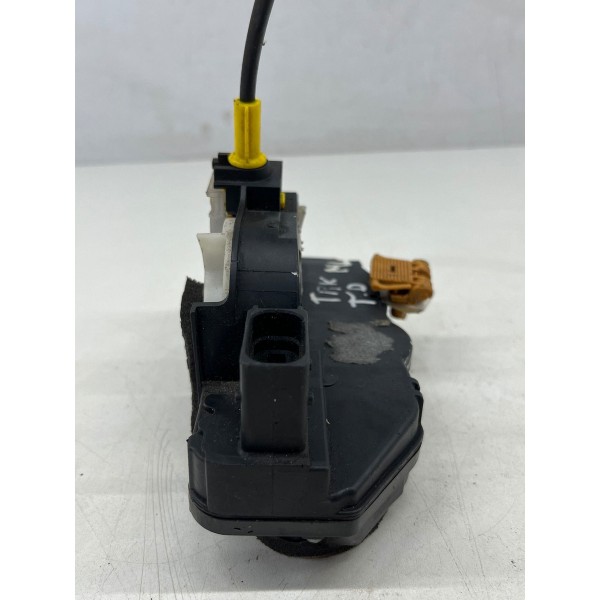 Fechadura Traseira Direita Chevrolet Tracker 2014 A 2020