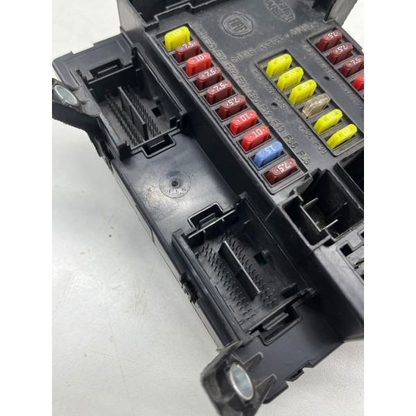 Caixa De Fusíveis Fiat