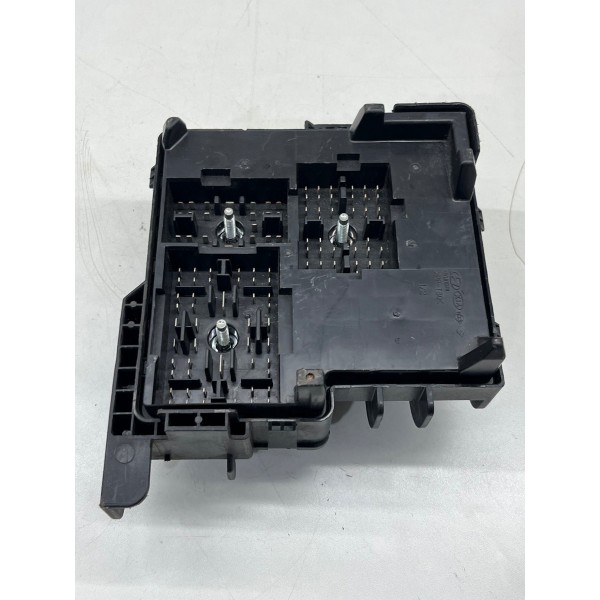 Caixa De Fusível Hyundai I30 2.0 2008 A 2012