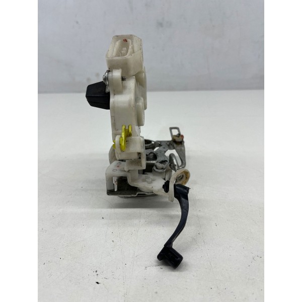 Fechadura Porta Dianteiro Dir Toyota Etios 2016 A 2019