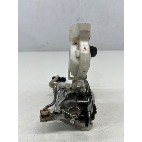 Fechadura Porta Dianteiro Dir Toyota Etios 2016 A 2019