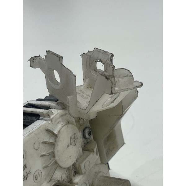 Fechadura Traseira Direito Fiat Toro 2.0 2017 2021