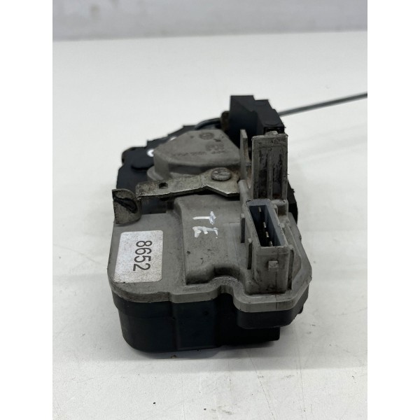 Fechadura Elét. Traseira Esquerda Peugeot 206 2001 A 2009