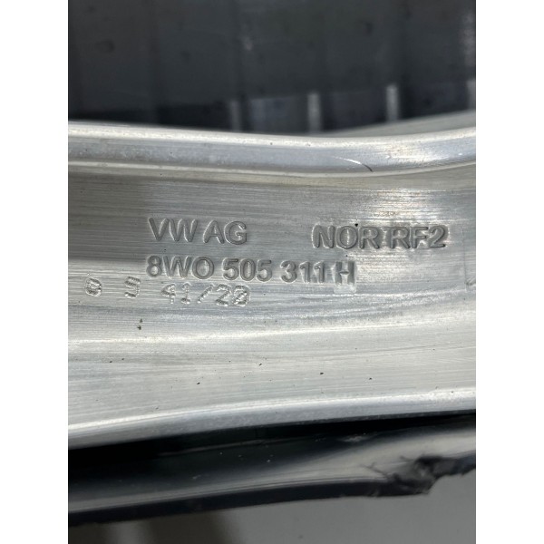 Bandeja Traseira Esquerda Audi A5  2017 A 2019