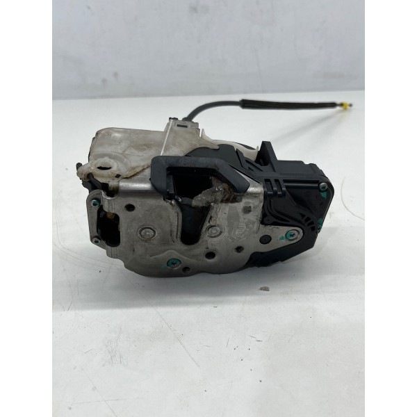 Fechadura  Dianteira Direita Chevrolet Agile 2012 A 2013
