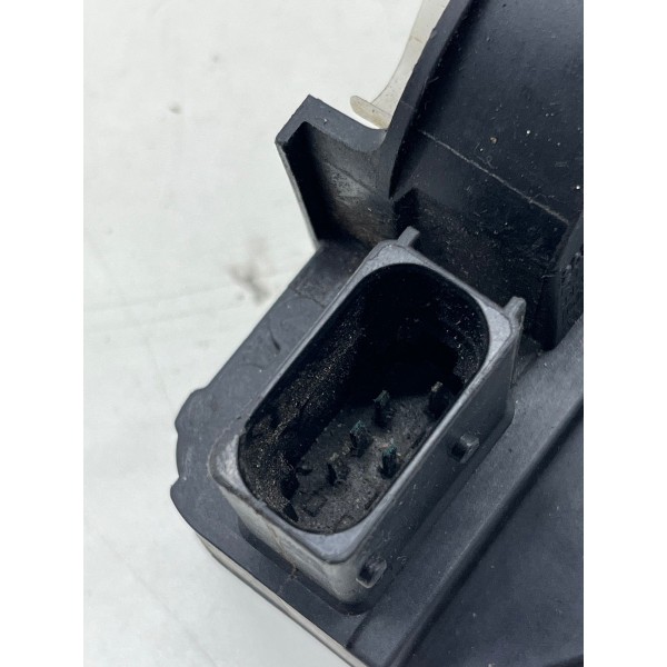 Fechadura  Dianteira Direita Chevrolet Agile 2012 A 2013