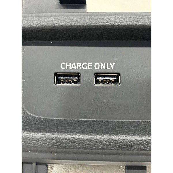 Entrada Usb Audi A5 2023 A 2024