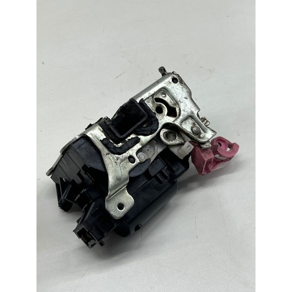 Fechadura Porta Traseira Esquerda Sandero 2008 A 2013