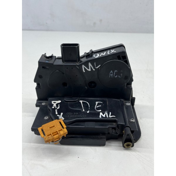 Fechadura Traseira Esquerdo Chevrolet Onix  2013 A 2018