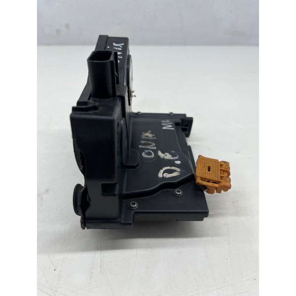 Fechadura  Diant. Esqu. Chevrolet Onix  2011 A 2017