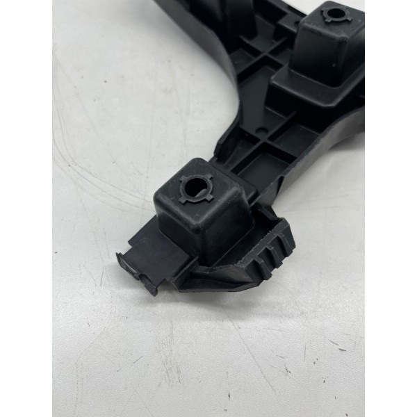 Guia Parachoque Tras. Dir. Volvo Xc60  2014 À 2017