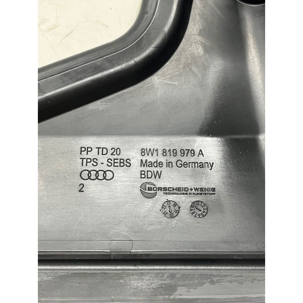 Moldura Churrasqueira Audi A5 2.0 2021