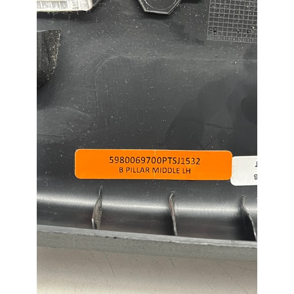 Moldura Superior Coluna Jeep Commander 2022