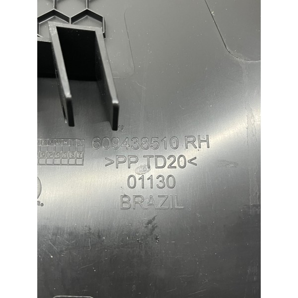 Soleira Acabamento Coluna Inferior Dir Jeep Commander 22/24