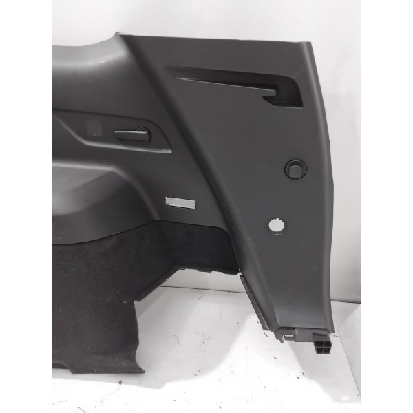 Acabamento Direito Porta Malas Jeep Commander 2021 A 2025