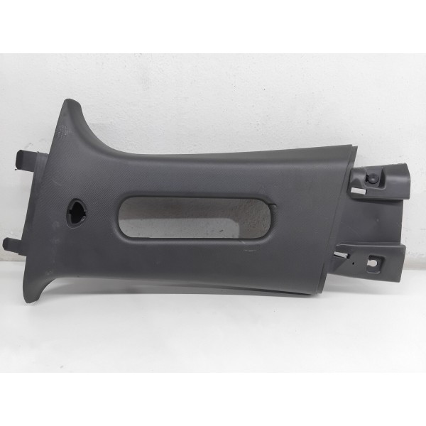 Acabamento Superior Coluna Esquerda Commander 2021 A 2025