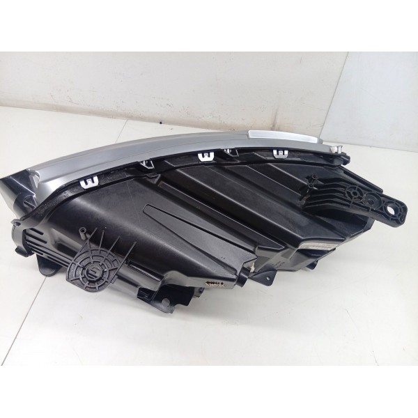 Farol Dianteiro Direito Jeep Commander 2021 A 2024