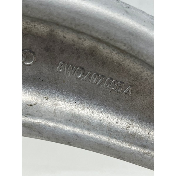 Braço Curvo Inferior Dianteiro Esquerdo Audi  A5 2023 A 2025