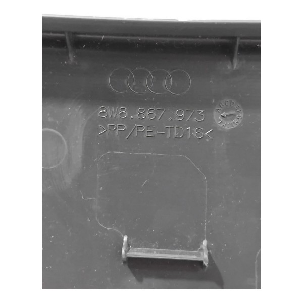 Moldura Tampa Traseira Audi A5 2023 A 2025