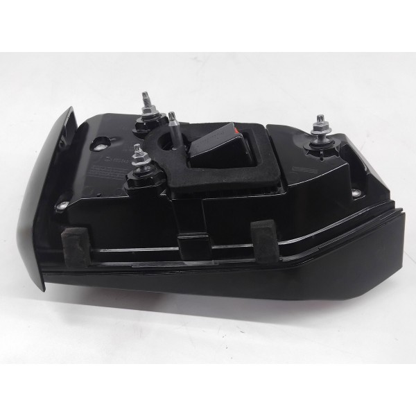 Lanterna Tampa Traseira Direita Audi A5 2023 A 2025