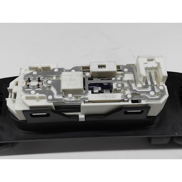 Alça Teto Pqp Traseira Esquerda Commander 2022 2025