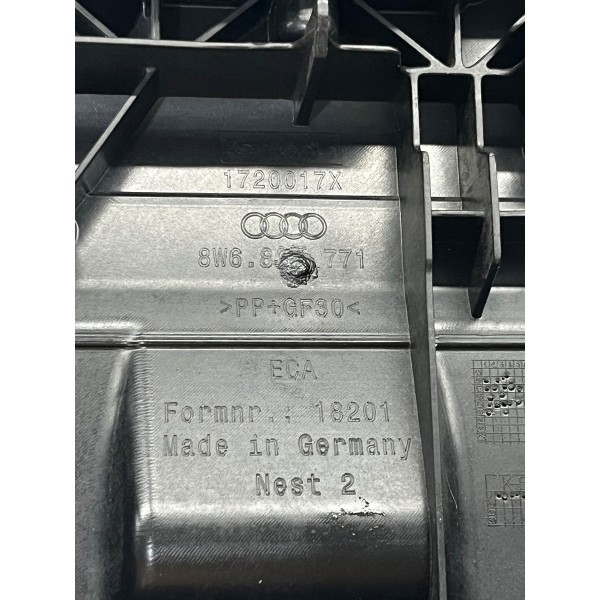 Suporte Guia Central Parachoque Audi A5 2017 Á 2022