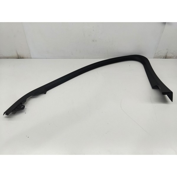 Moldura Interna Porta Dianteira Direita C180 2015 A 2018