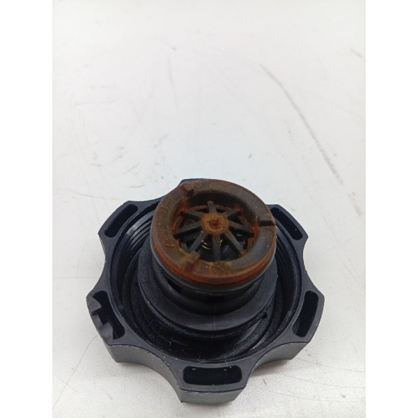 Tampa Reservatório Água Jeep Commander 2023