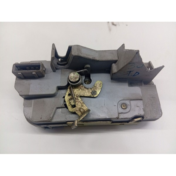 Fechadura Elétrica Tras Dir Peugeot 207 Sw 2009 2011 Detalhe