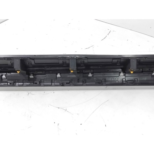 Spoiler Soleira Lateral Direito Commander 2021 A 2025