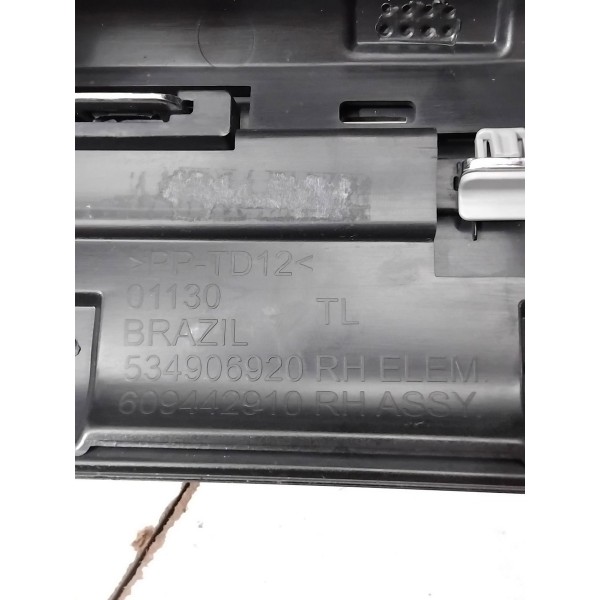 Spoiler Soleira Lateral Direito Commander 2021 A 2025