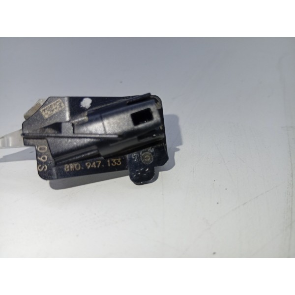 Led Cortesia Maçaneta Porta Dian. Esqu. Audi A5 2023 A 2025