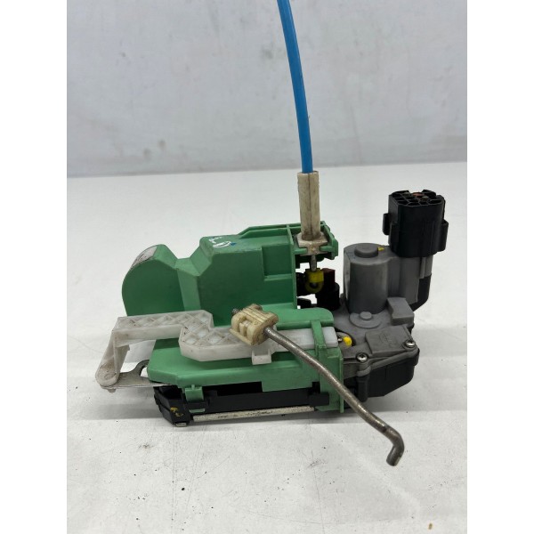 Fechadura Porta Dianteiro Direito Fiat Punto 2007 A 2013