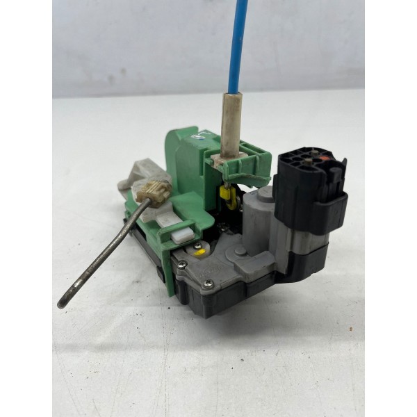 Fechadura Porta Dianteiro Direito Fiat Punto 2007 A 2013