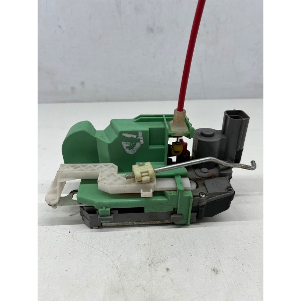 Fechadura Porta Traseiro Direito Fiat Linia 2007 A 2013