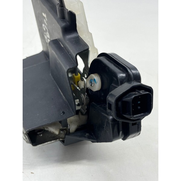 Fechadura Dianteira Direita  Hyundai Tucson 2012 A 2013