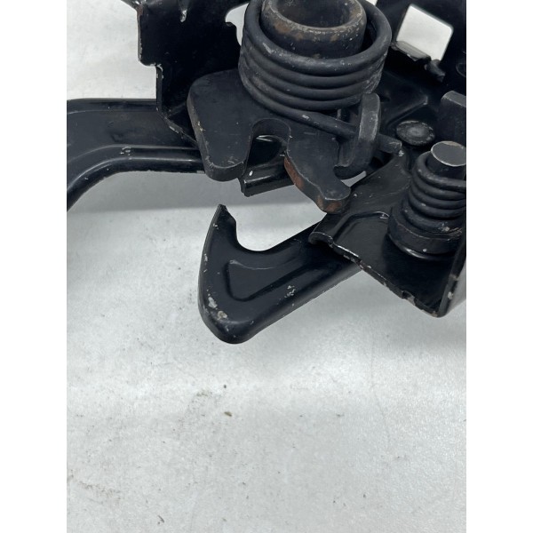 Fechadura Capô Chevrolet Agile 2010 A 2014