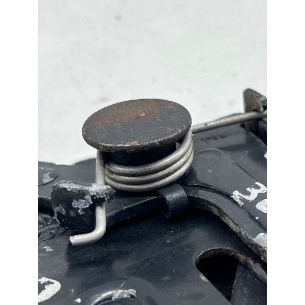 Fechadura Capô Jac J3 2012 A 2015