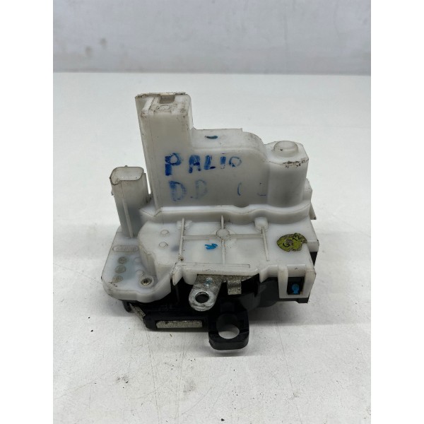 Fechadura Dianteira Direita Palio Grand Siena 2012 A 2017