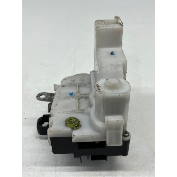 Fechadura Dianteira Direita Palio Grand Siena 2012 A 2017