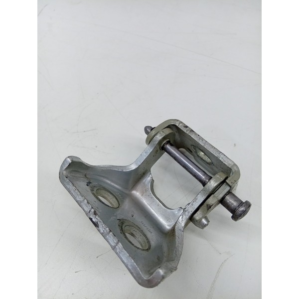 Dobradiça Inferior  Dianteira Esq. Citroën C3 2008 A 2012