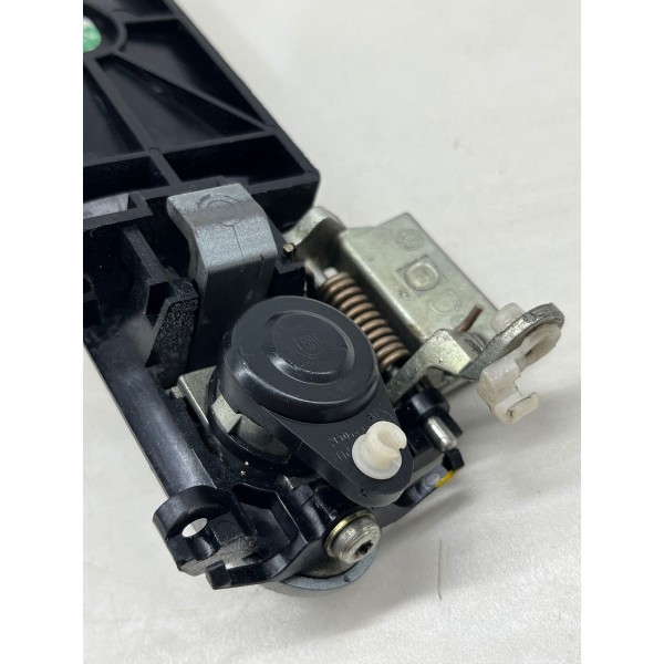 Maçaneta Externa Dianteira Direita Fiat Siena Palio 2011 16