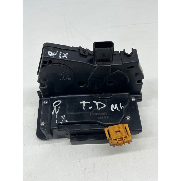 Fechadura Porta Traseira Direita Chevrolet Onix 2013 A 2015