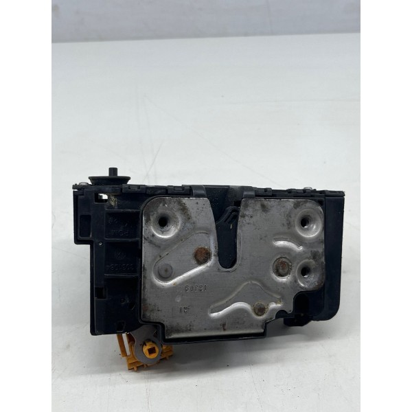 Fechadura Porta Traseira Direita Chevrolet Onix 2013 A 2015