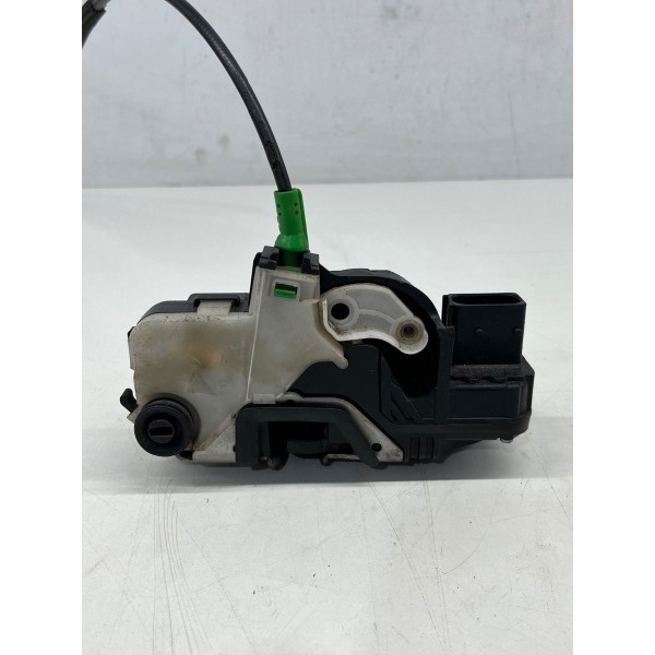Fechadura Traseira Direita Chevrolet Tracker 2014 A 2019