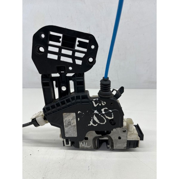 Fechadura Trava Traseira Direita Mercedes Cla 200 2015  2019